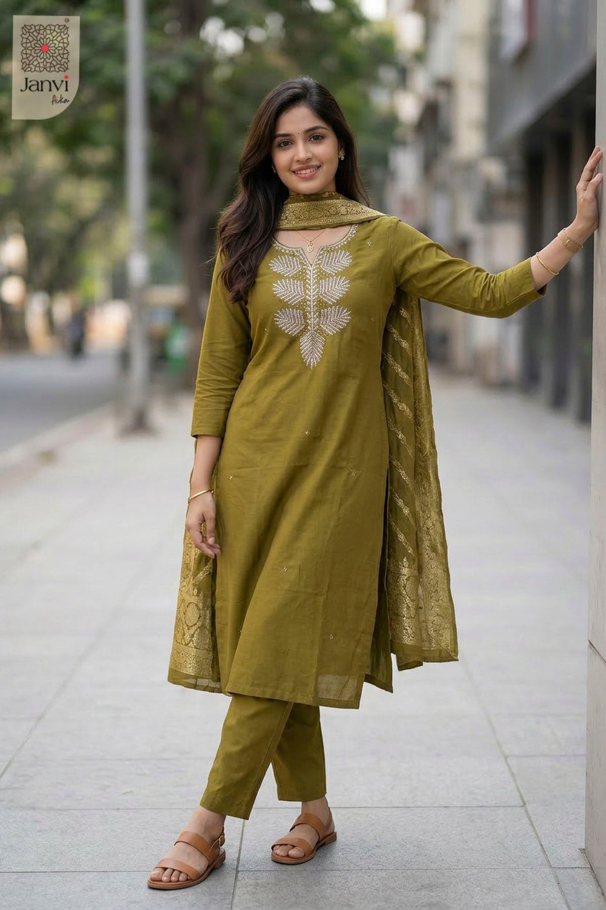 Bronze Bloom Chudidhar Set