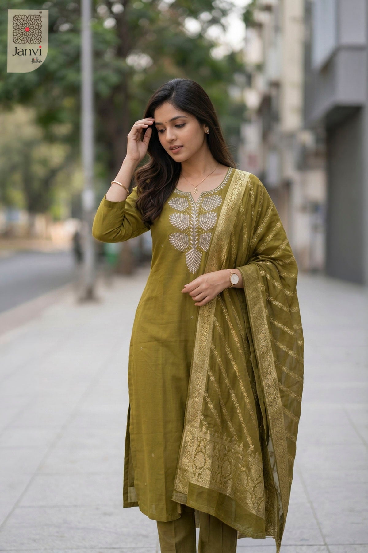 Bronze Bloom Chudidhar Set