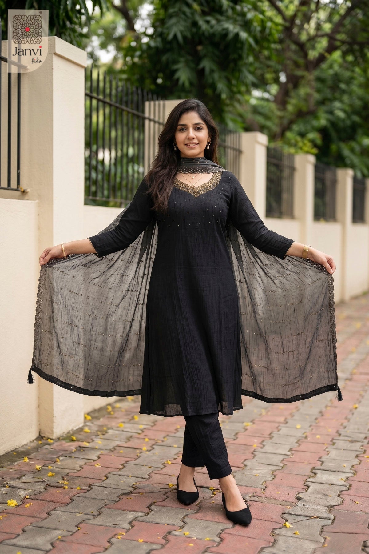 Charcoal Zari Grace Chudidhar Set