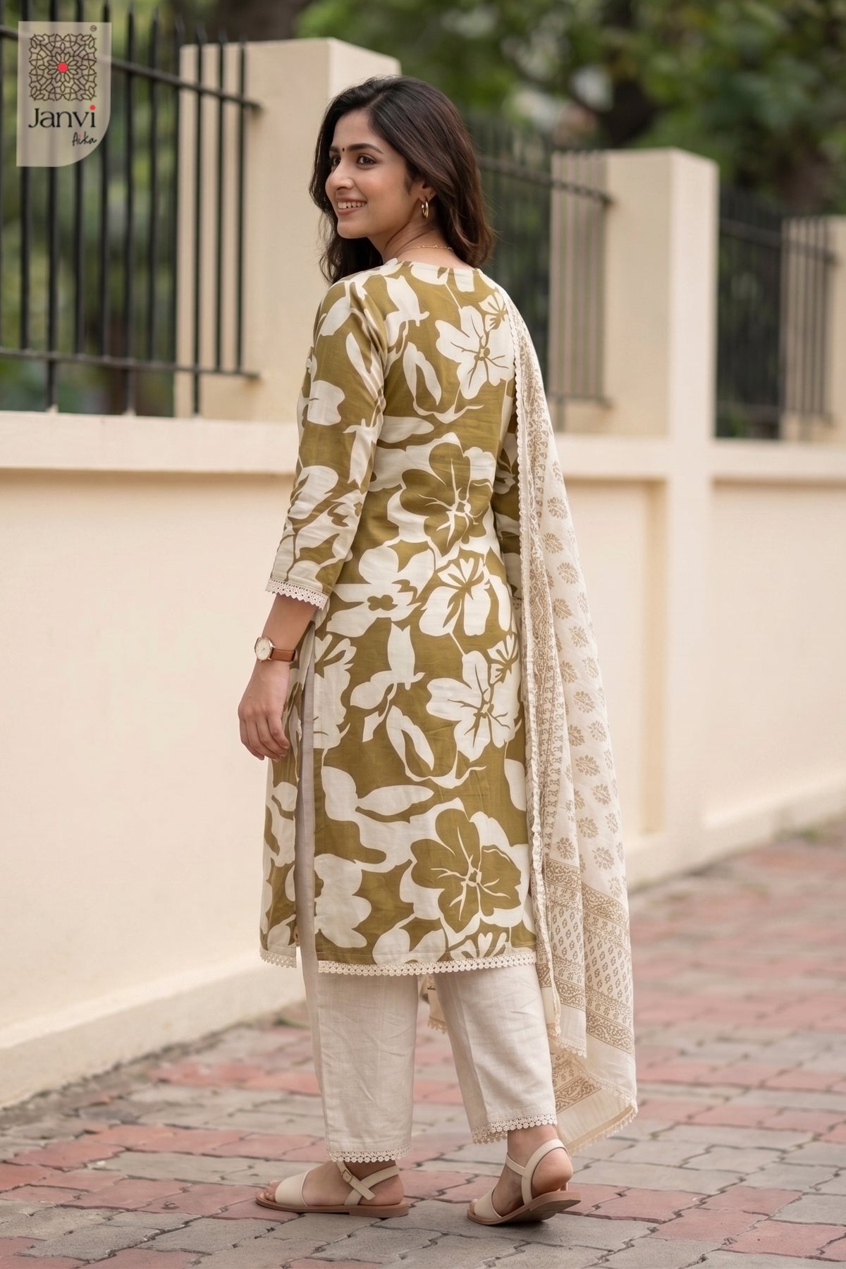 Ivory Ochre Petal Set