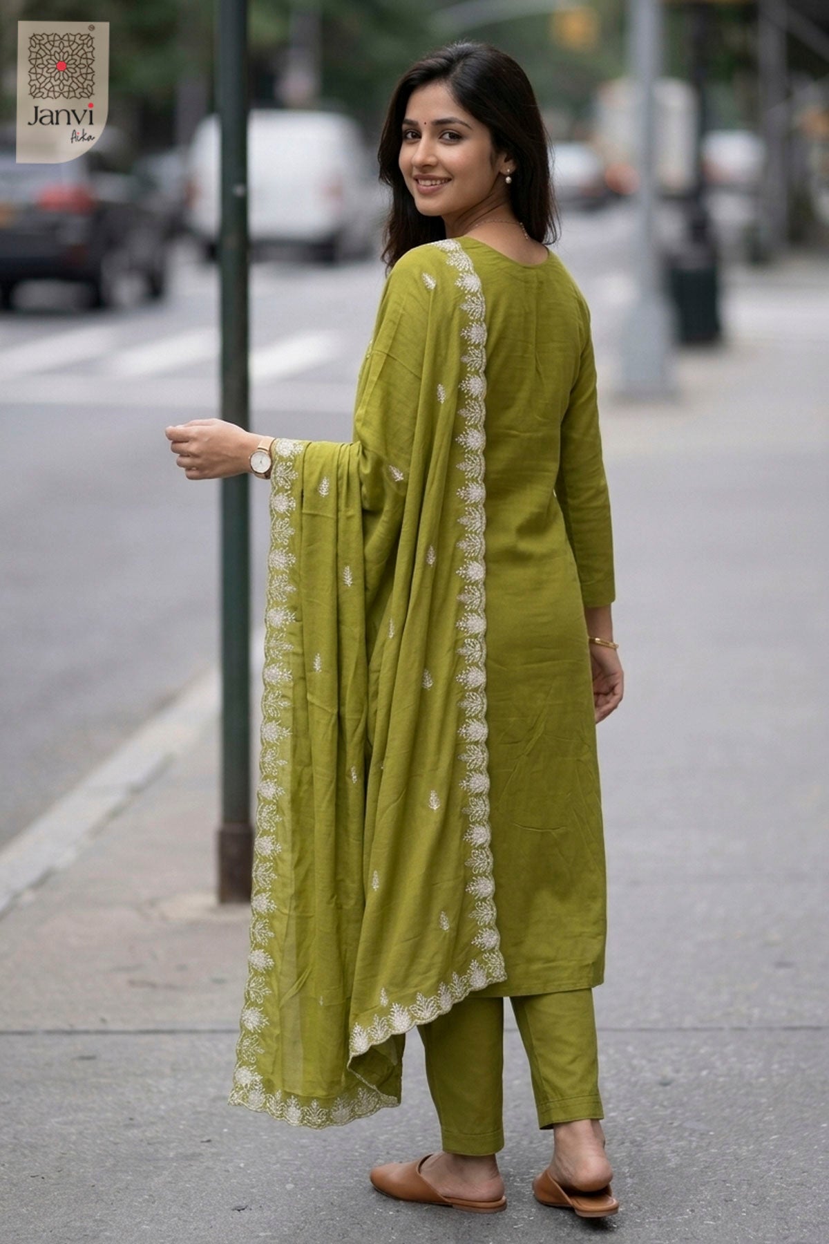 Olive Verdant Vogue
