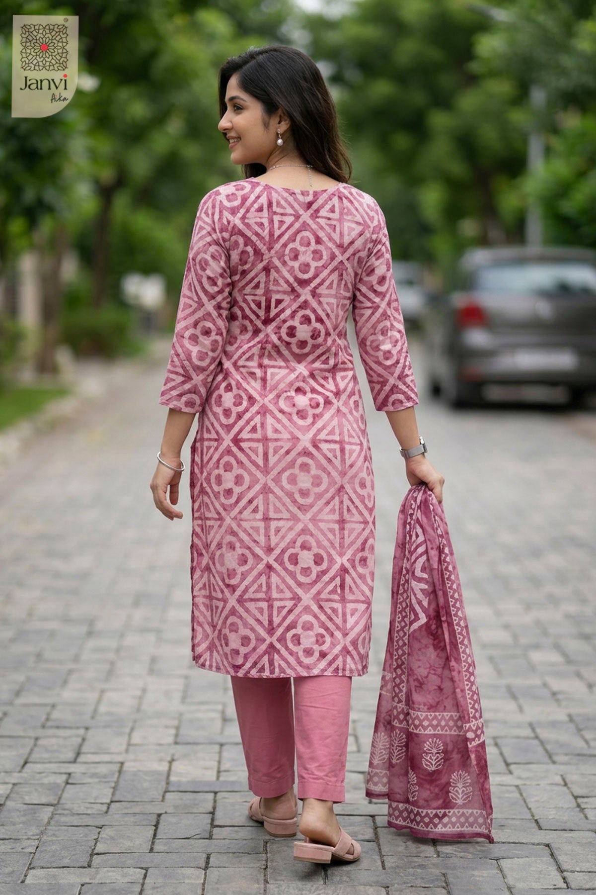 Rose Quartz Geometric