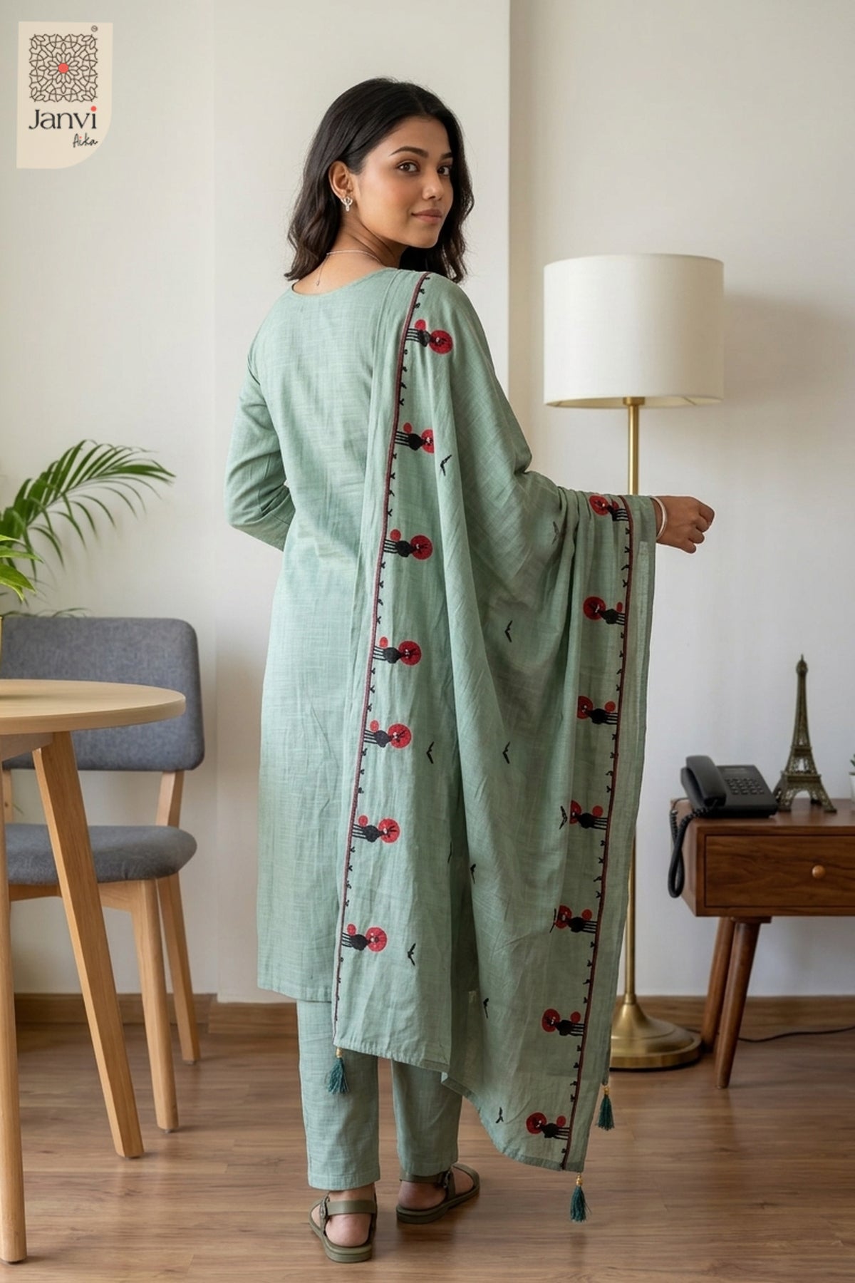 Sage Skies Round Neck Bird Embroidered Kurta