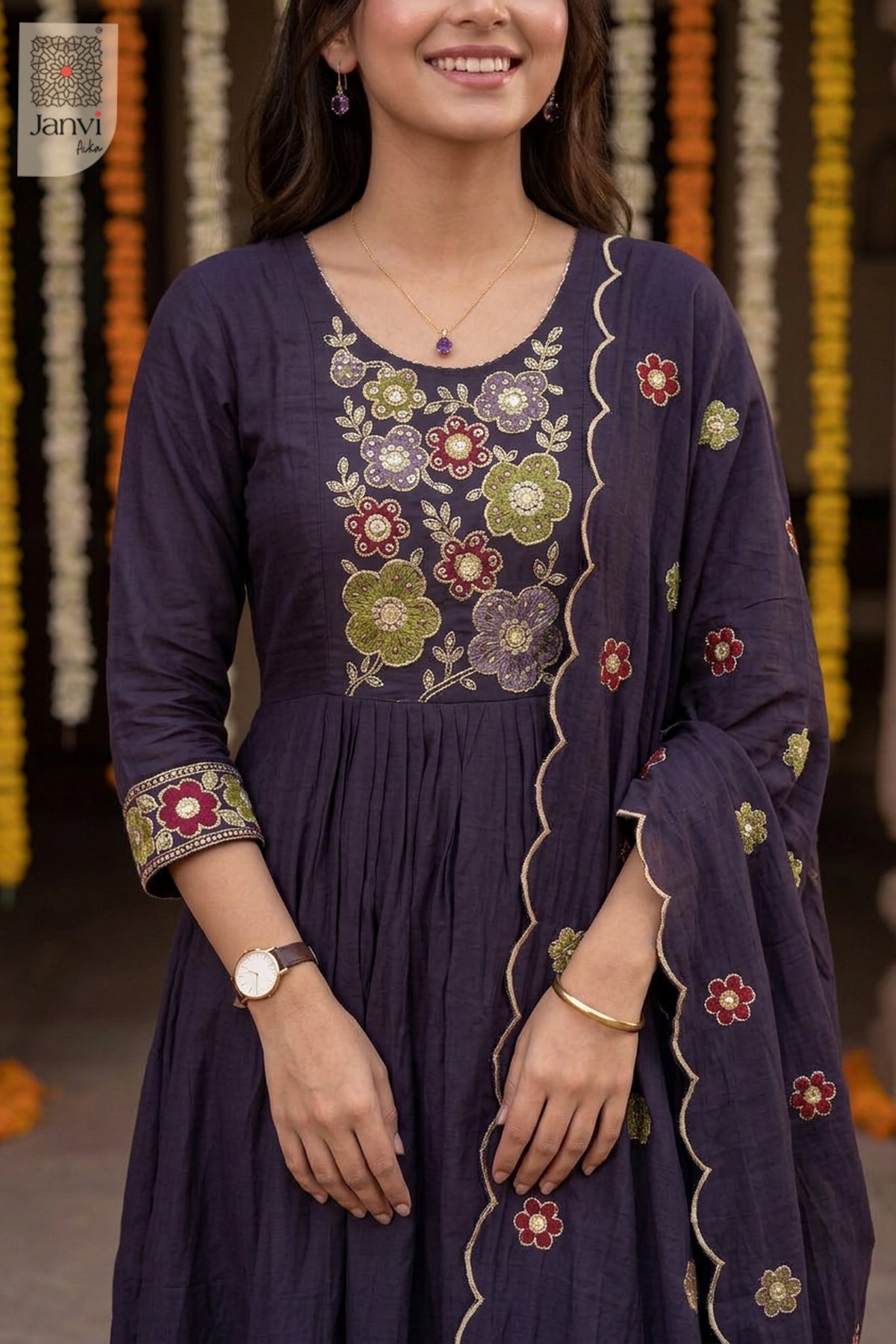 Violet Wildloom Floral Round Neck