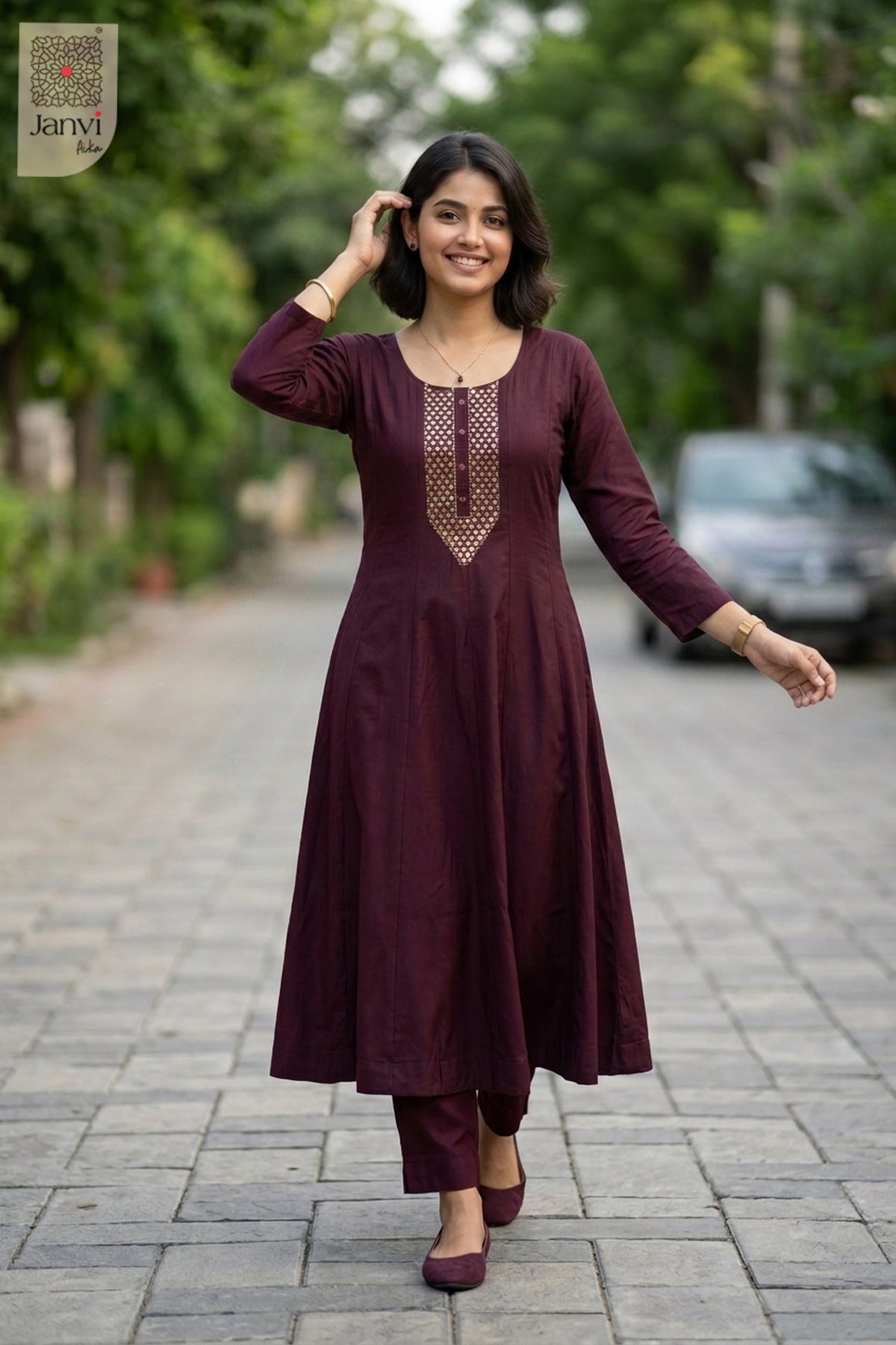 Wine Elegance Top