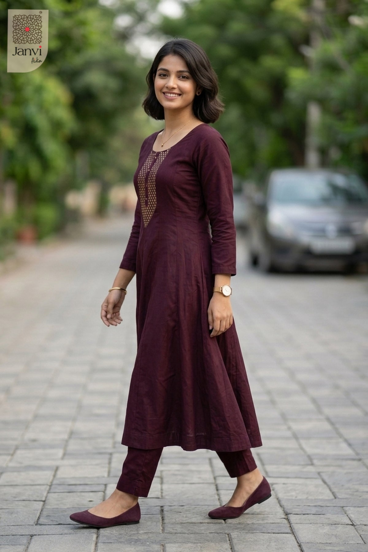 Wine Elegance Top
