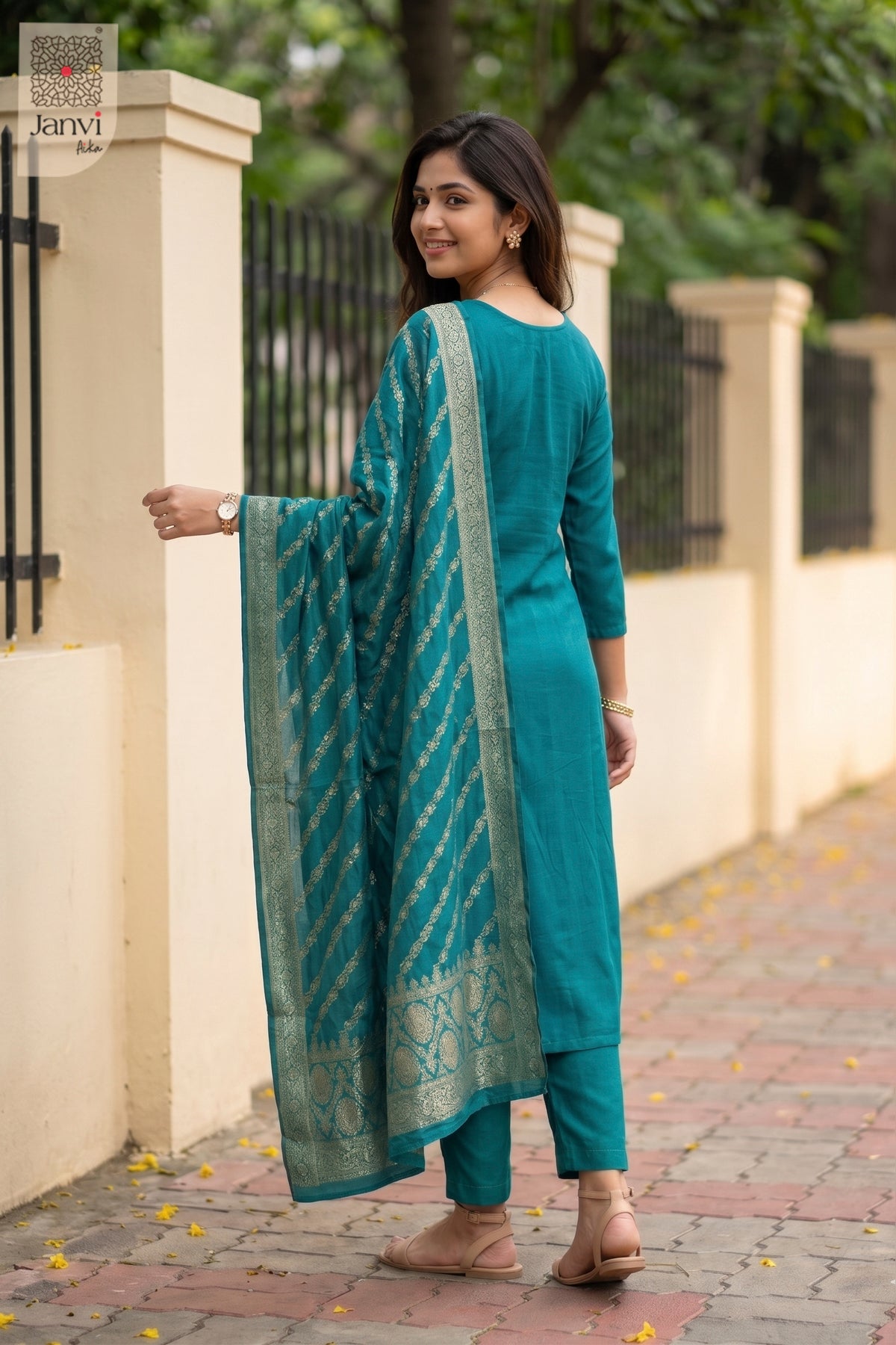 Aqua Leaf Chudidhar Set