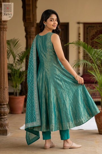 Back view showing neckline styling of Aurel Skyline for formal western dresses for ladies.