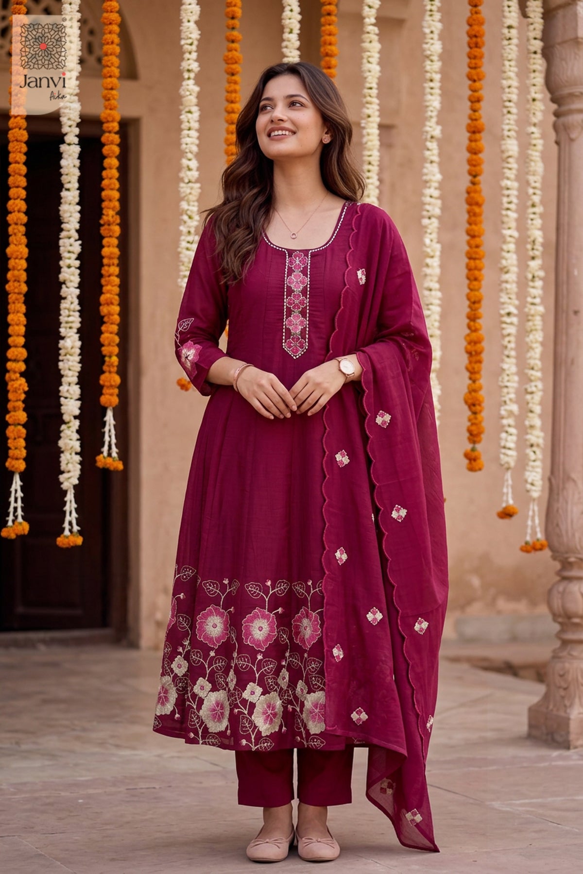 Amaranth Bloomtrail Placket Round Neck