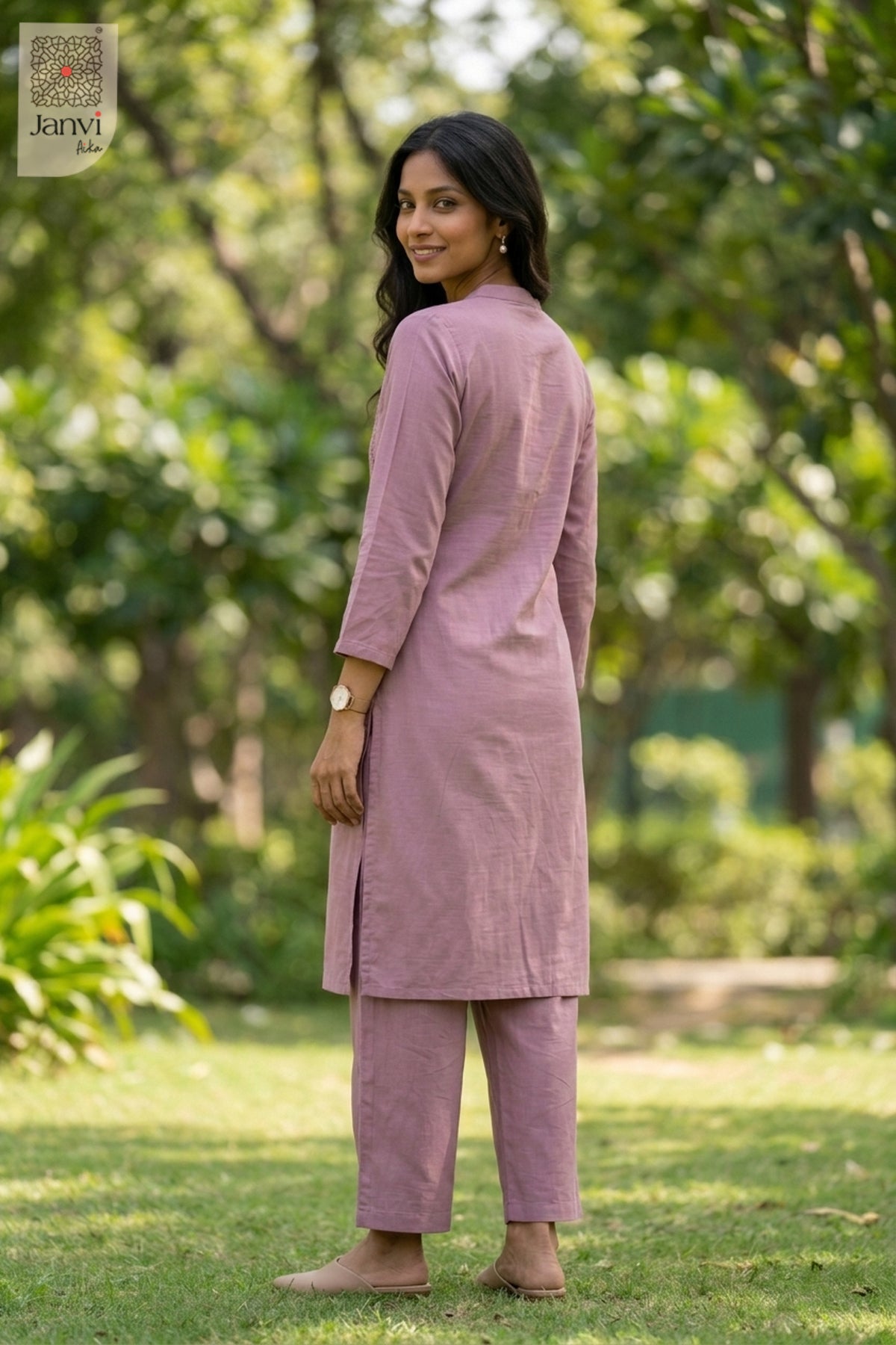 Back view of Beauty Mridula in dark pink mulmul cotton from the 2 piece outfits for ladies range.