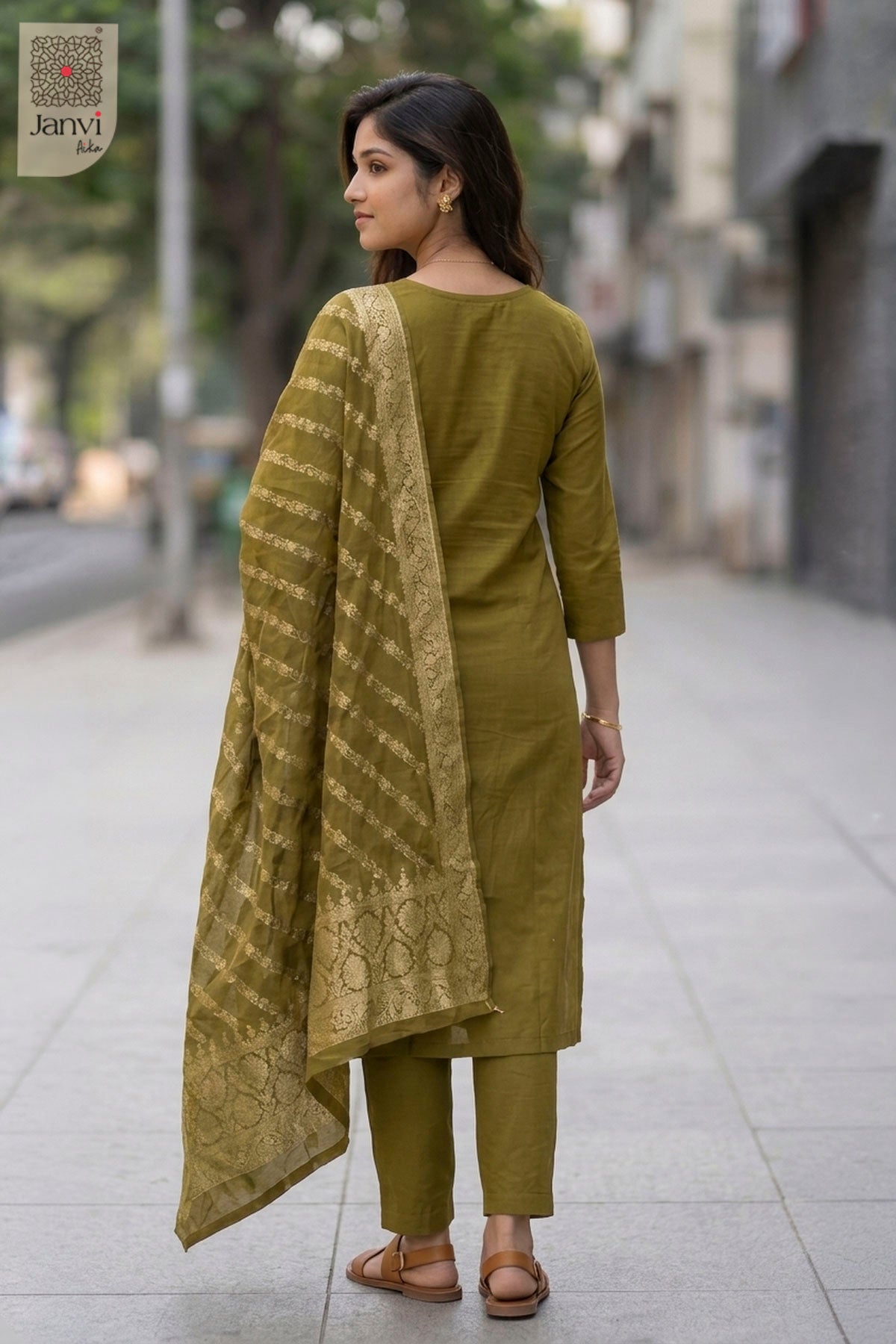 Bronze Bloom Chudidhar Set