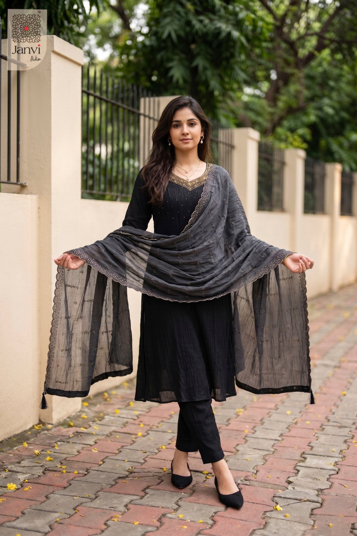Charcoal Zari Grace Chudidhar Set