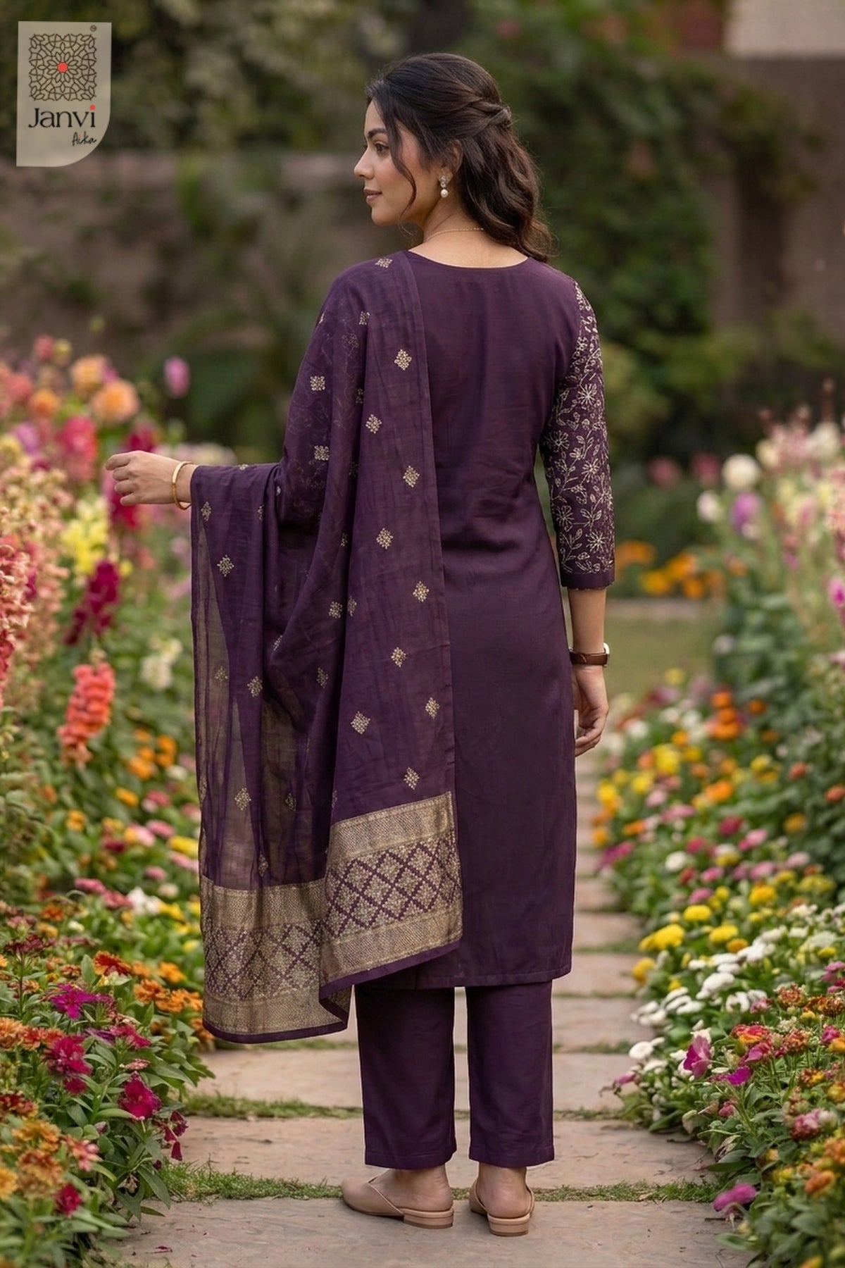 Deep Plum Wildflower Theory Floral Embroidered Round Neck Buttoned Kurta