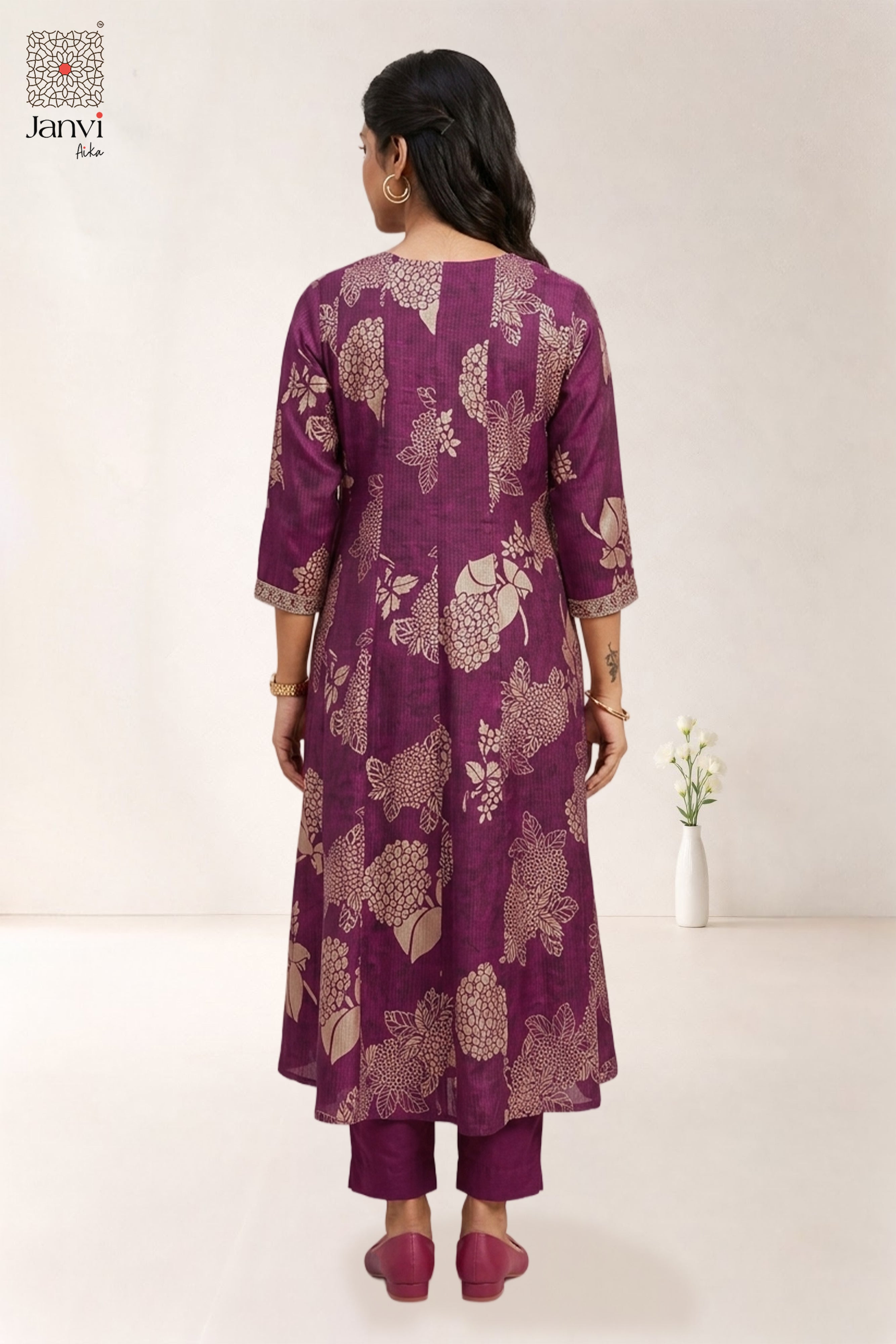 Grape Leaf Glam