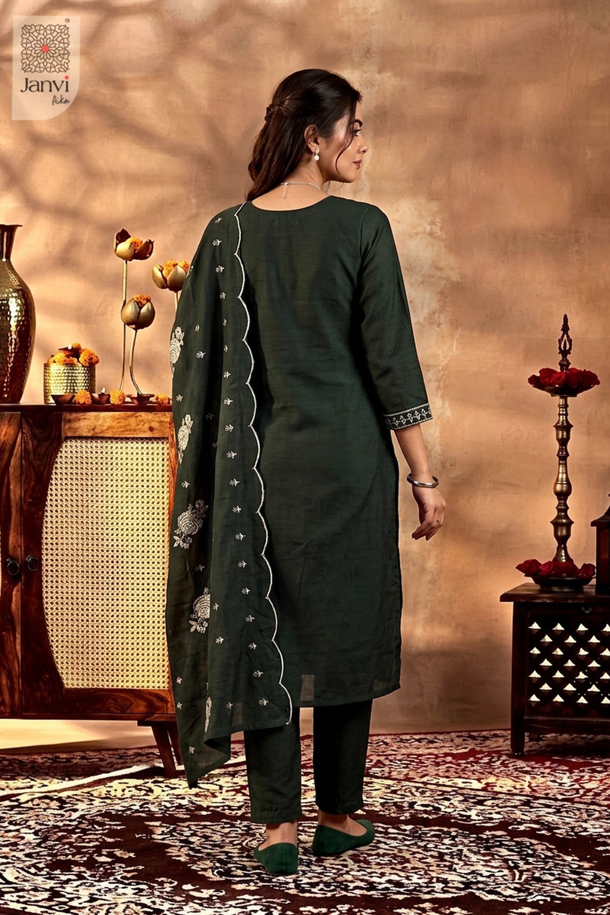 Juniper Green Vintage Vine Embroidered Round Neck Kurti