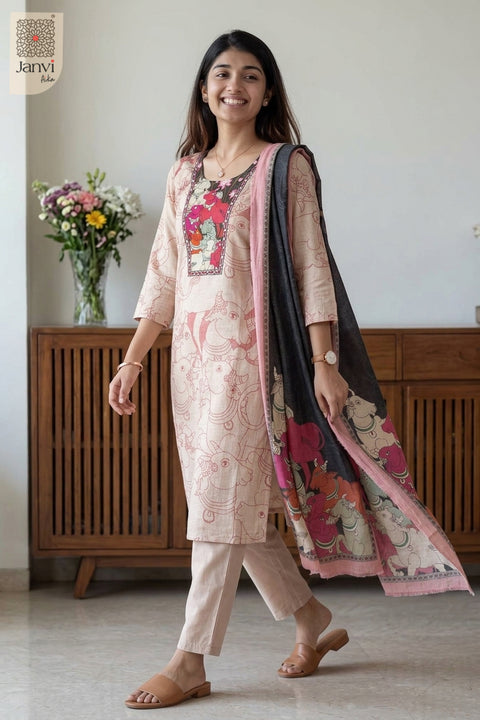 Nandi Artistic Kurta Set