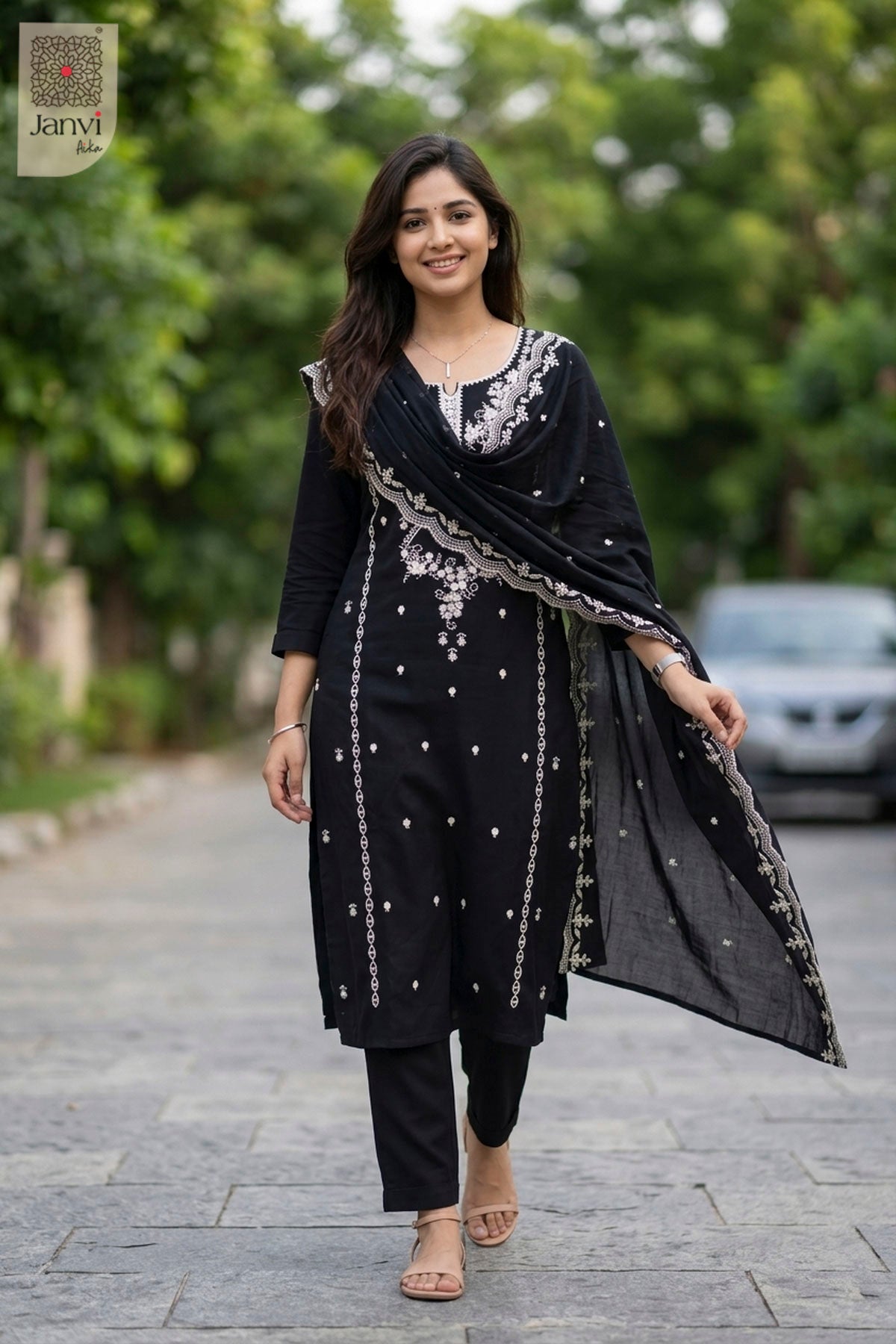 Onyx Elegance