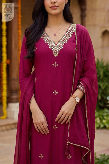 Front close up portrait of V neck gota work on a rani pink short anarkali kurti.