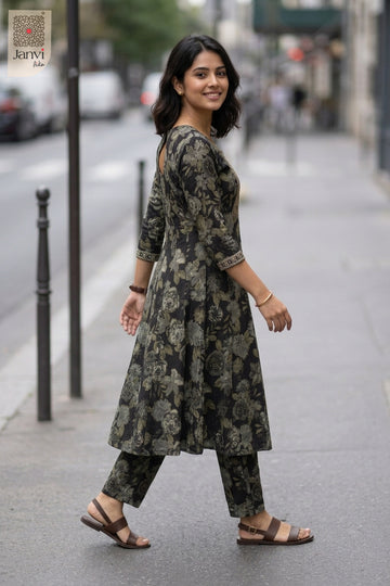 Side profile view of Stardust Flora showcasing design for women's online clothing boutique.