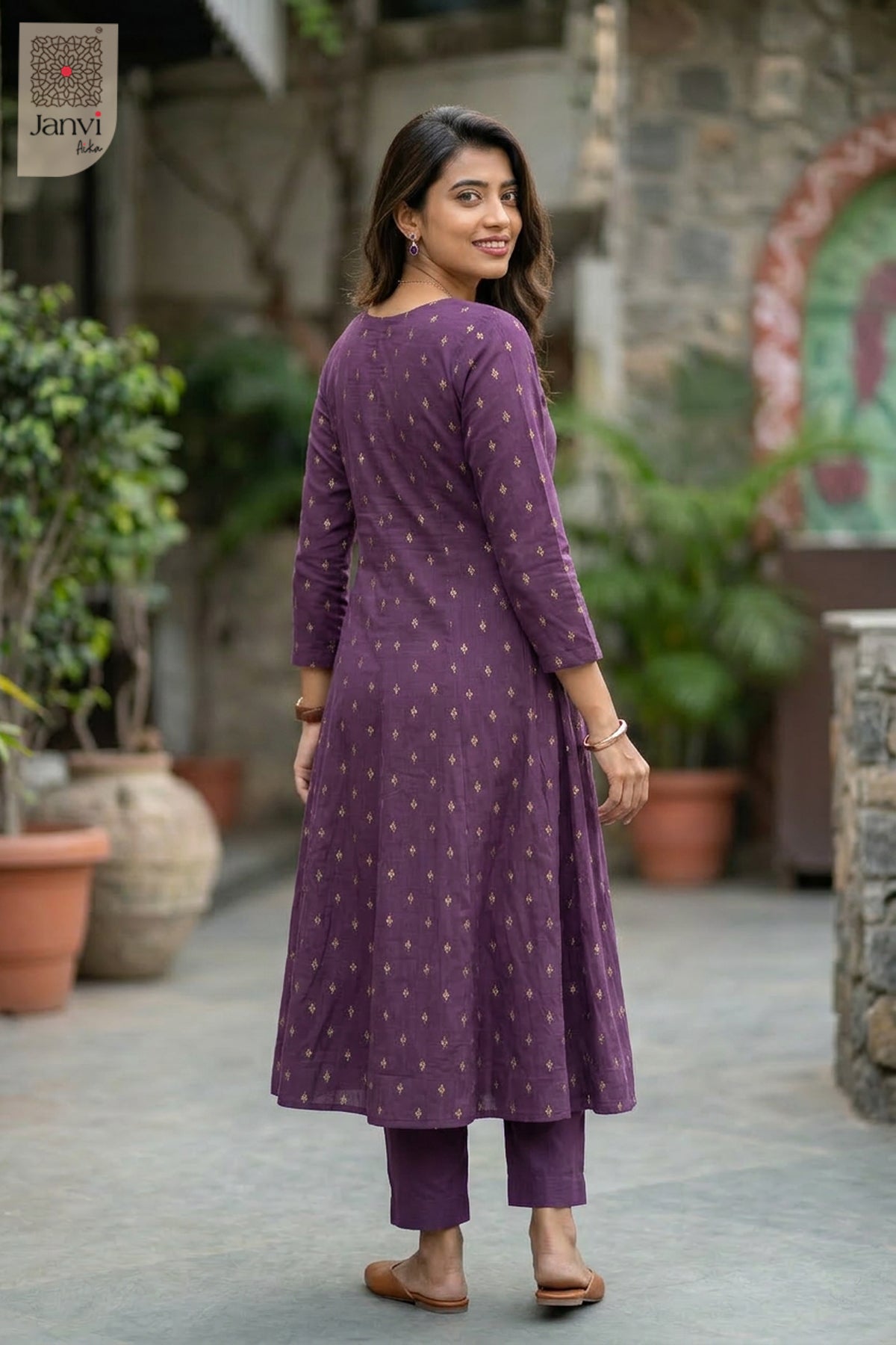 Wine Blossom Top