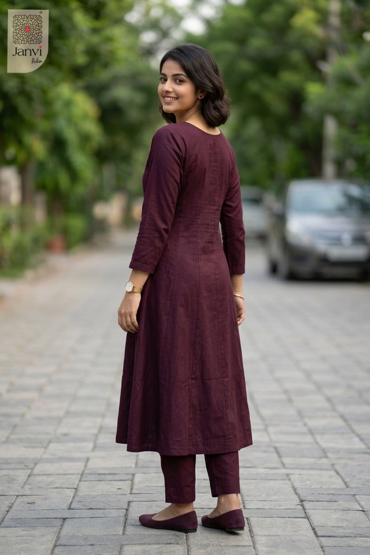 Wine Elegance Top