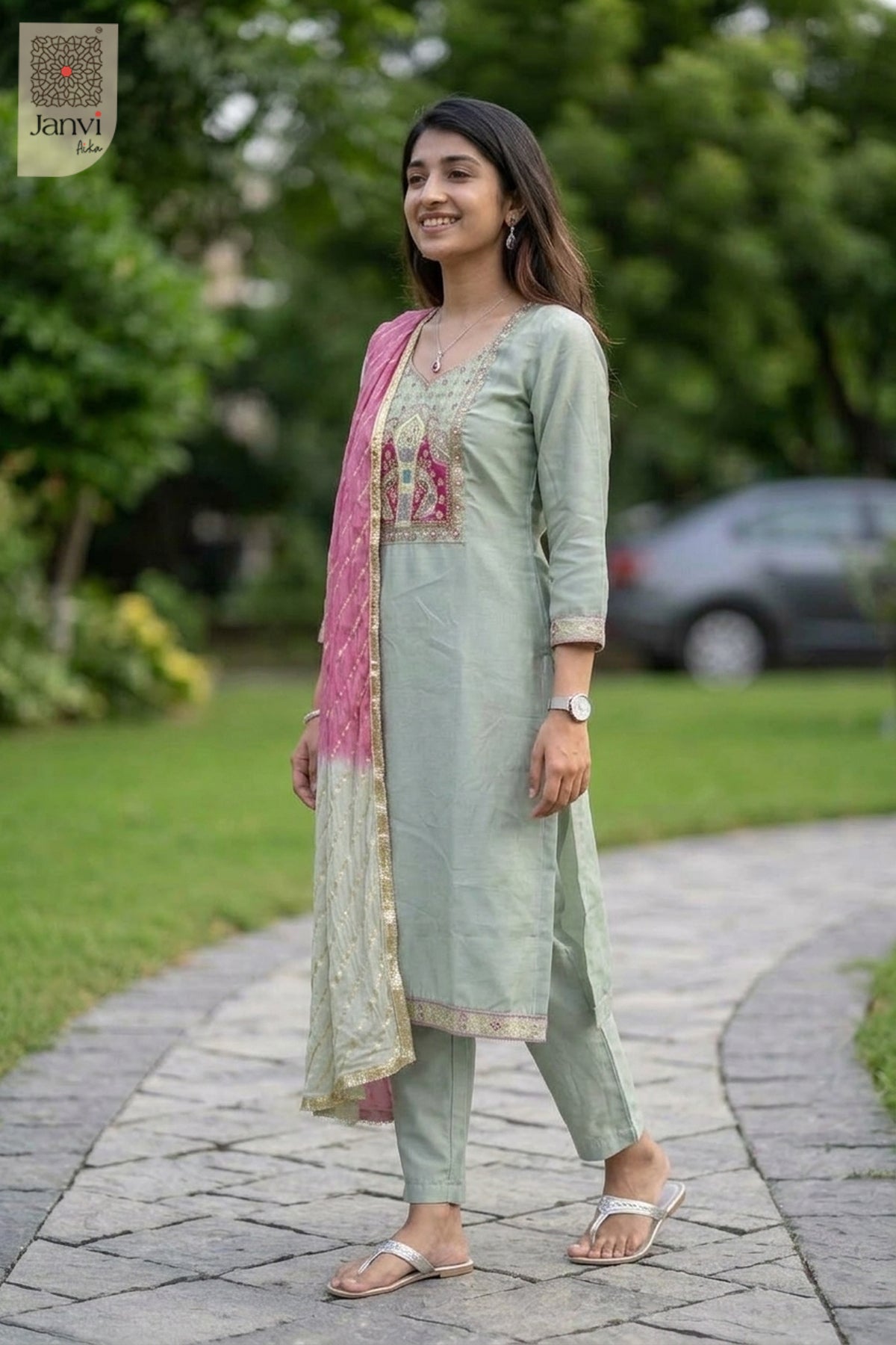 Grey Maharani Festive Set